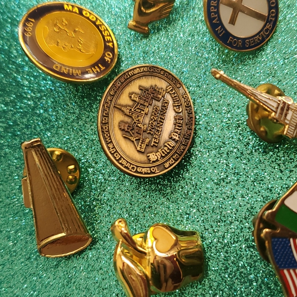 Lot of vintage pins - Picture 2 of 6